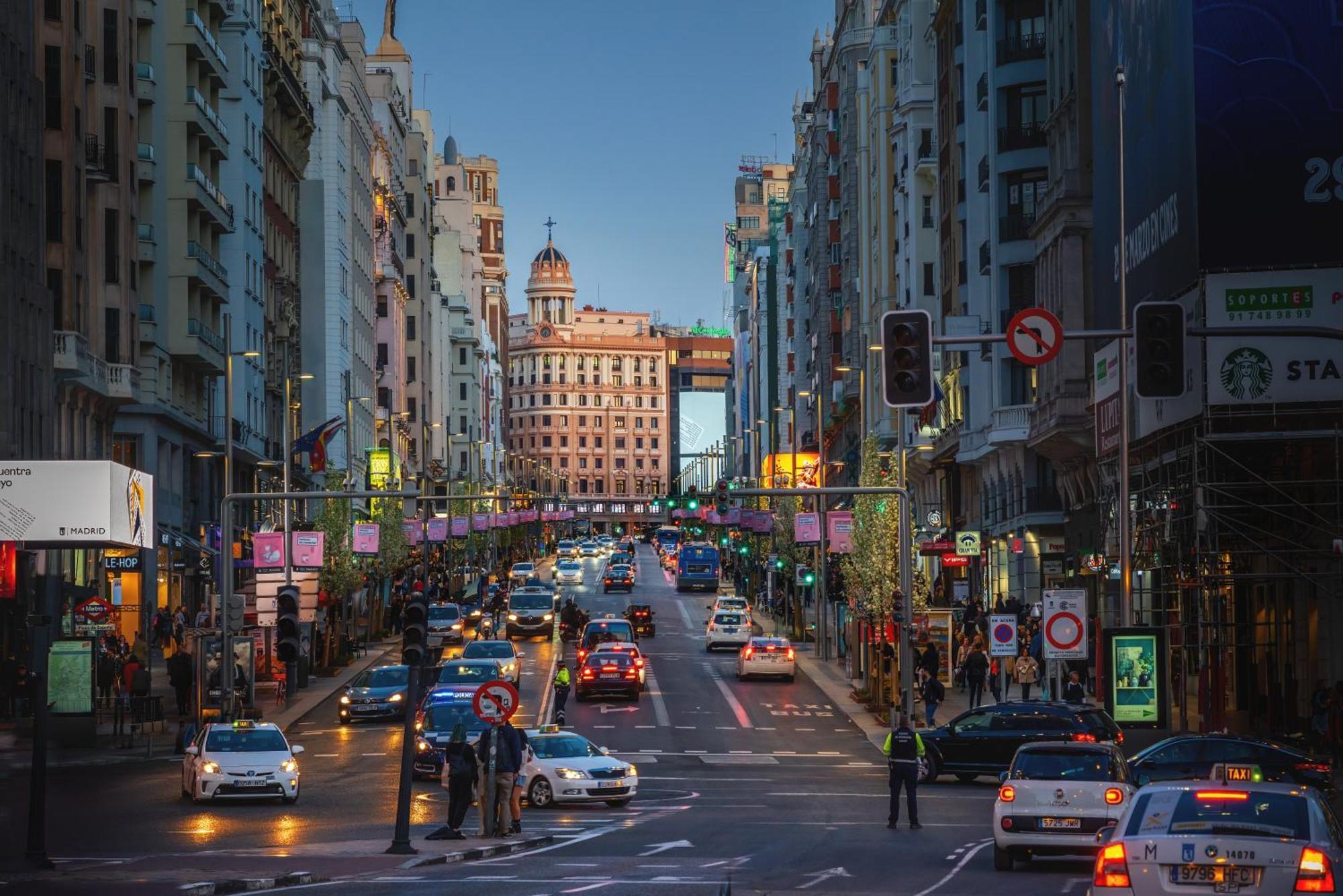 Catalonia Plaza Espana Hotel & Spa Madrid Exterior photo